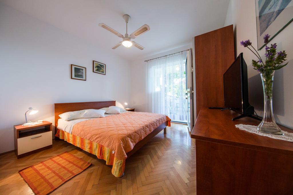 Garden Apartments Komiža المظهر الخارجي الصورة